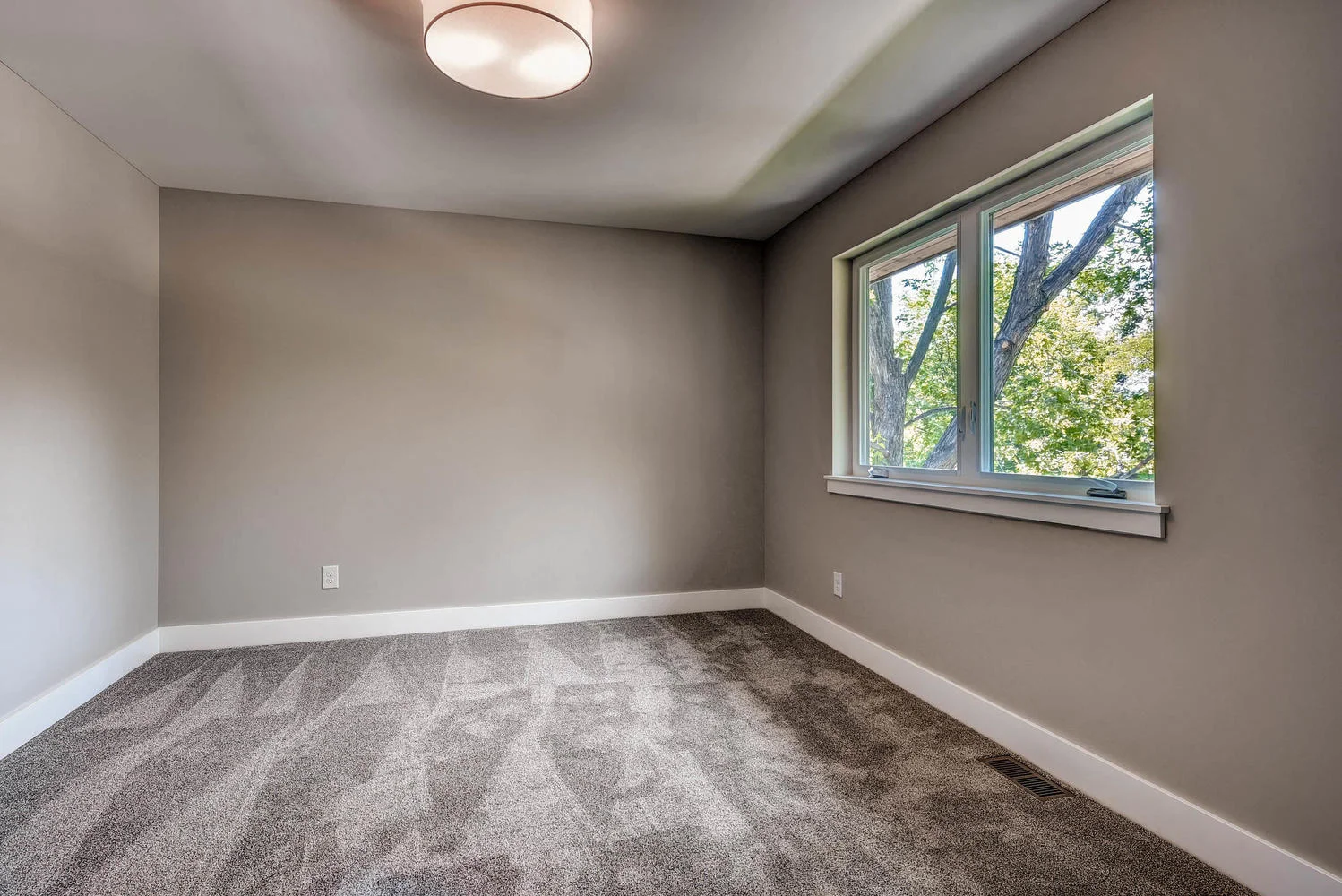 1826 S Sherman St Denver CO-large-020-13-2nd Floor Bedroom-1499x1000-72dpi.jpg