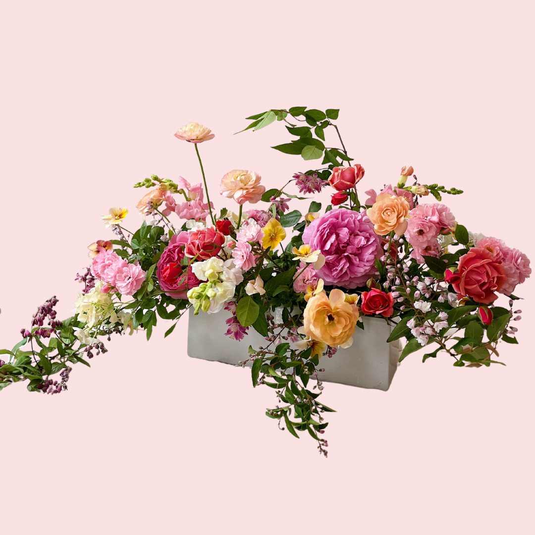 THE SEASONAL CENTERPIECE