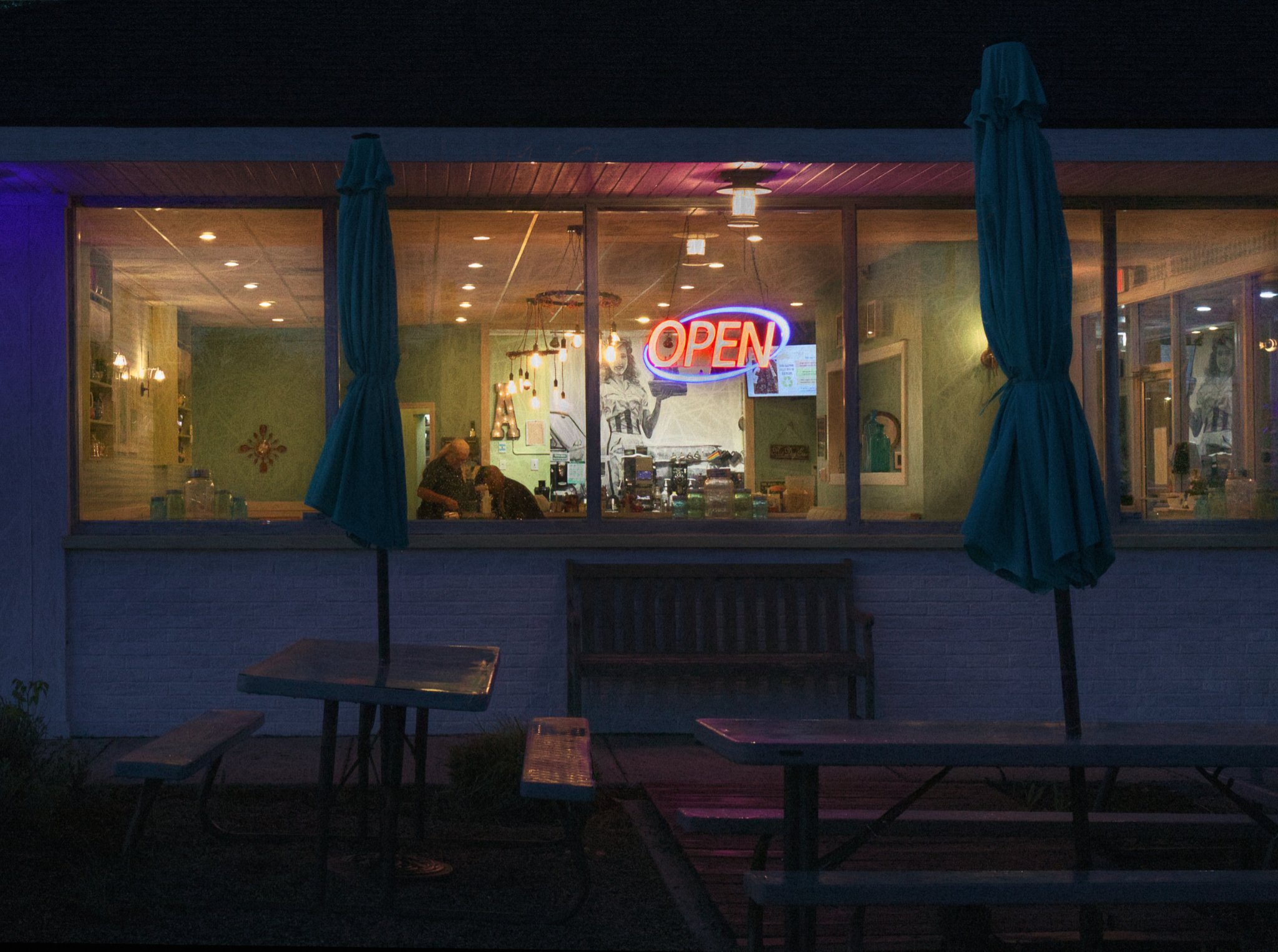 21 High ISO
