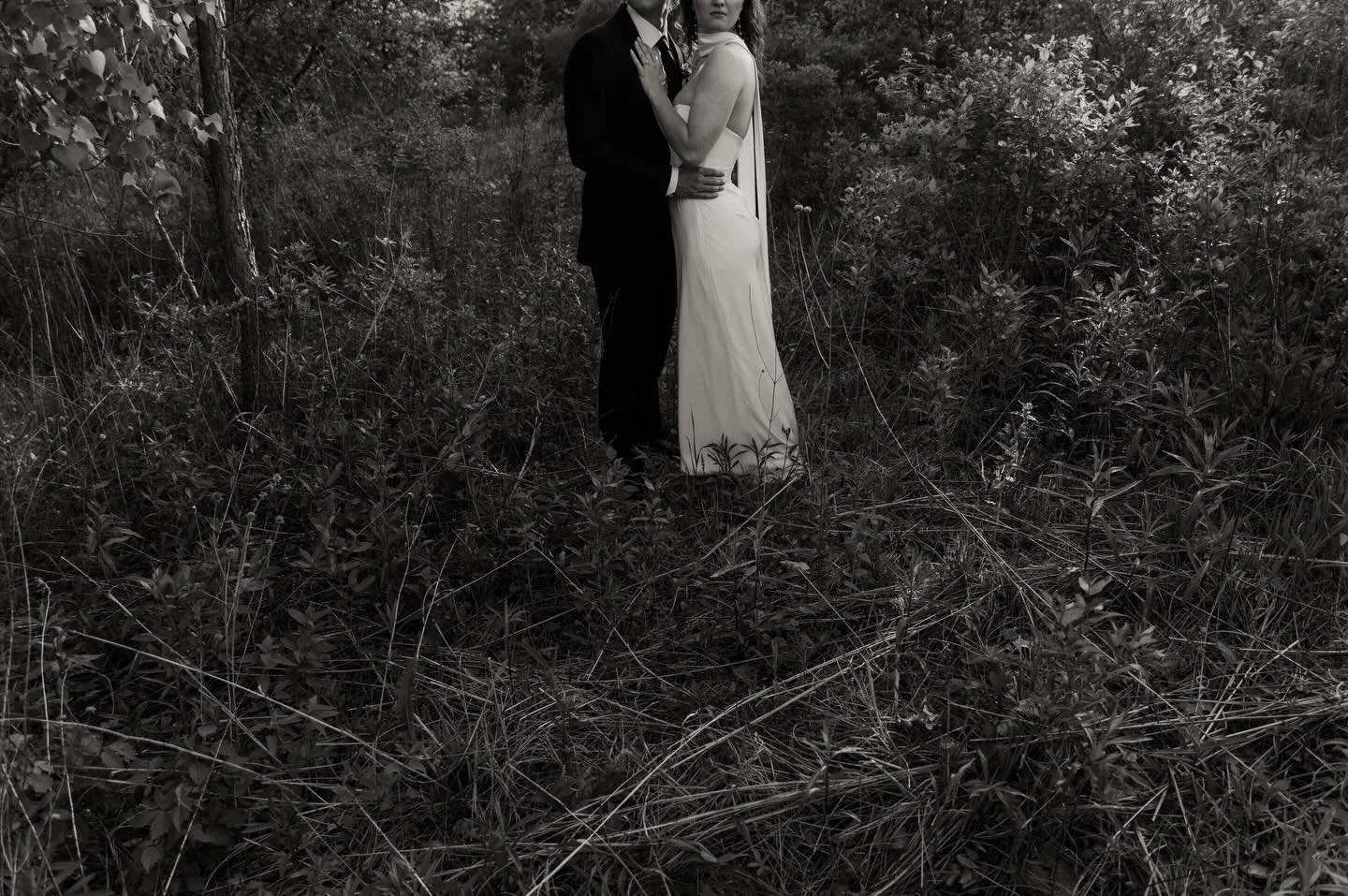 Lexi and Isaac🖤
.
.
#MNWeddingPhotographer #MinnesotaBride
#MinneapolisWedding #MplsWedding #WeddingPhotography [minneapolis wedding photographer, mn wedding, wedding photographer minneapolis, wedding details, luxury wedding photographer, minnesota 