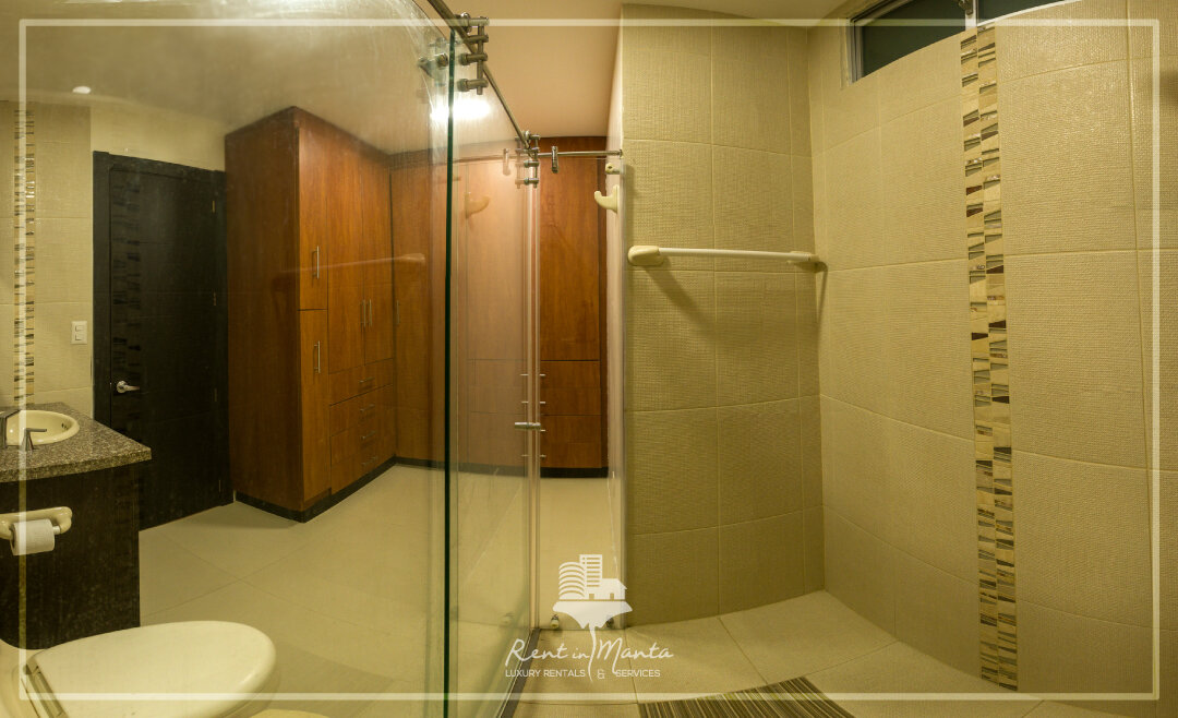 RIM-Navegante-master-bathroom-4.jpg