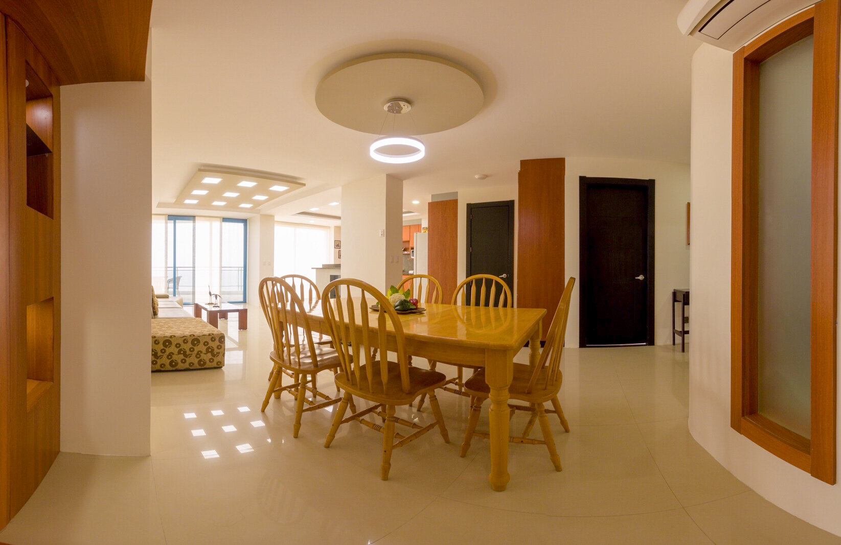 Navegante-3bedroom-7thfloor-dining-area-pano-1.jpg