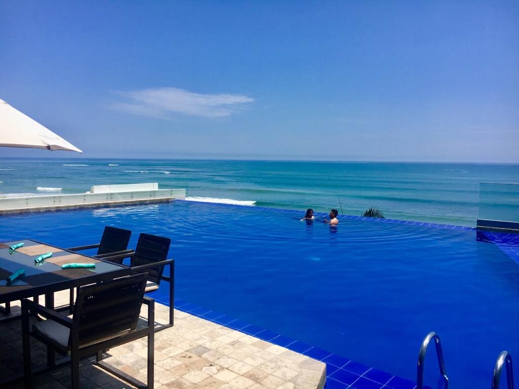 rim-property-poseidon-pool-01.jpeg