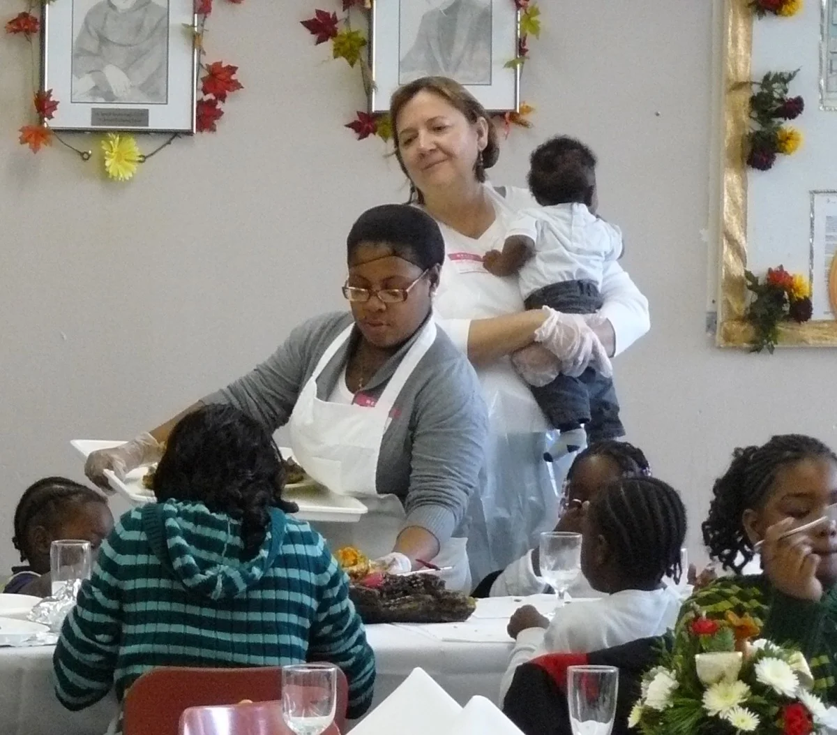 handupgala family.jpg