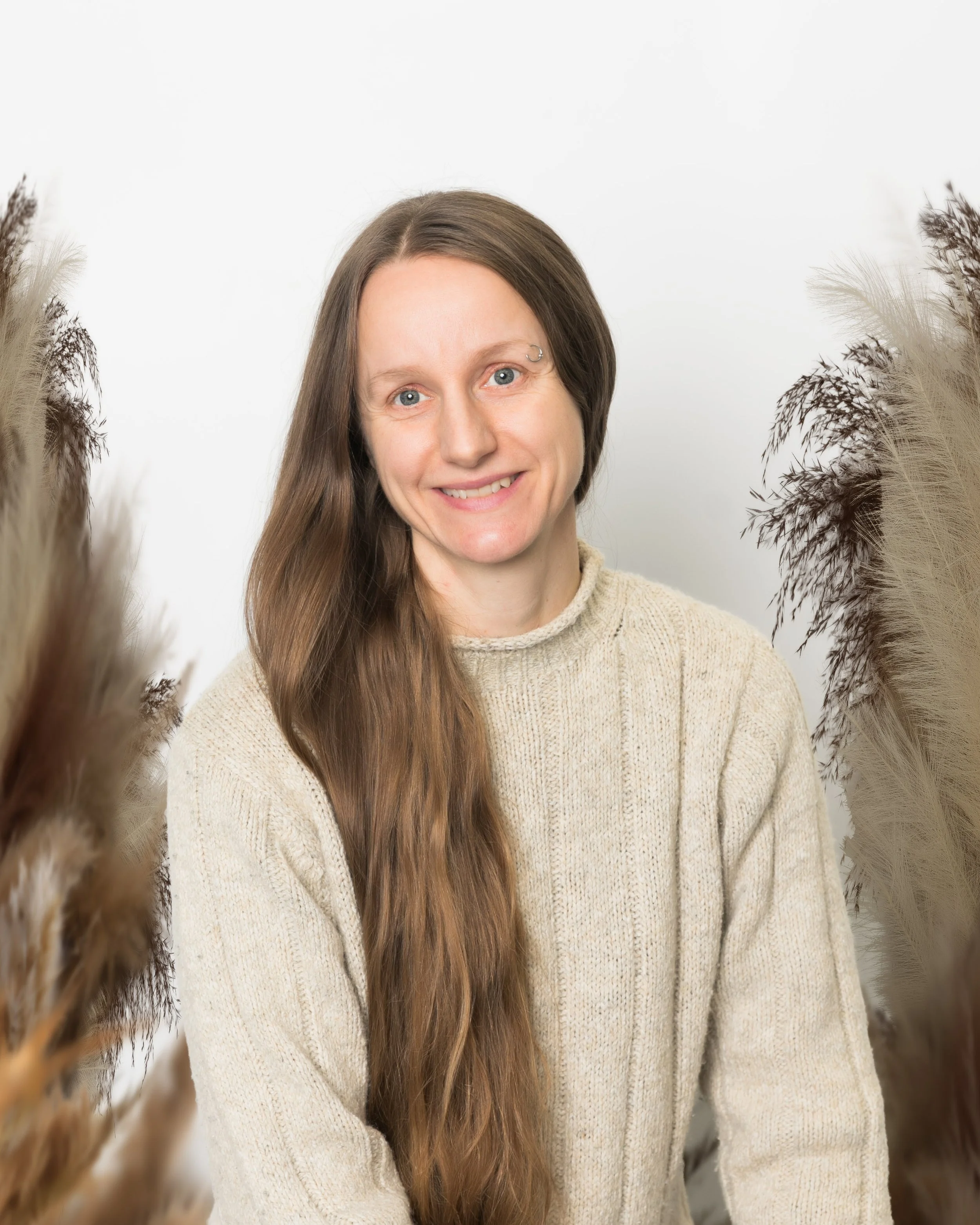 Laura Tisdale Feature Artist