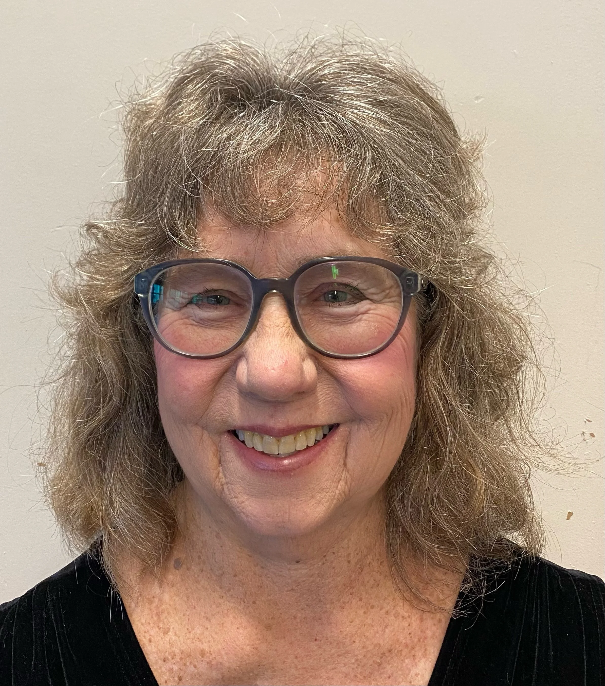 Shelley Koke Feature Artist for June