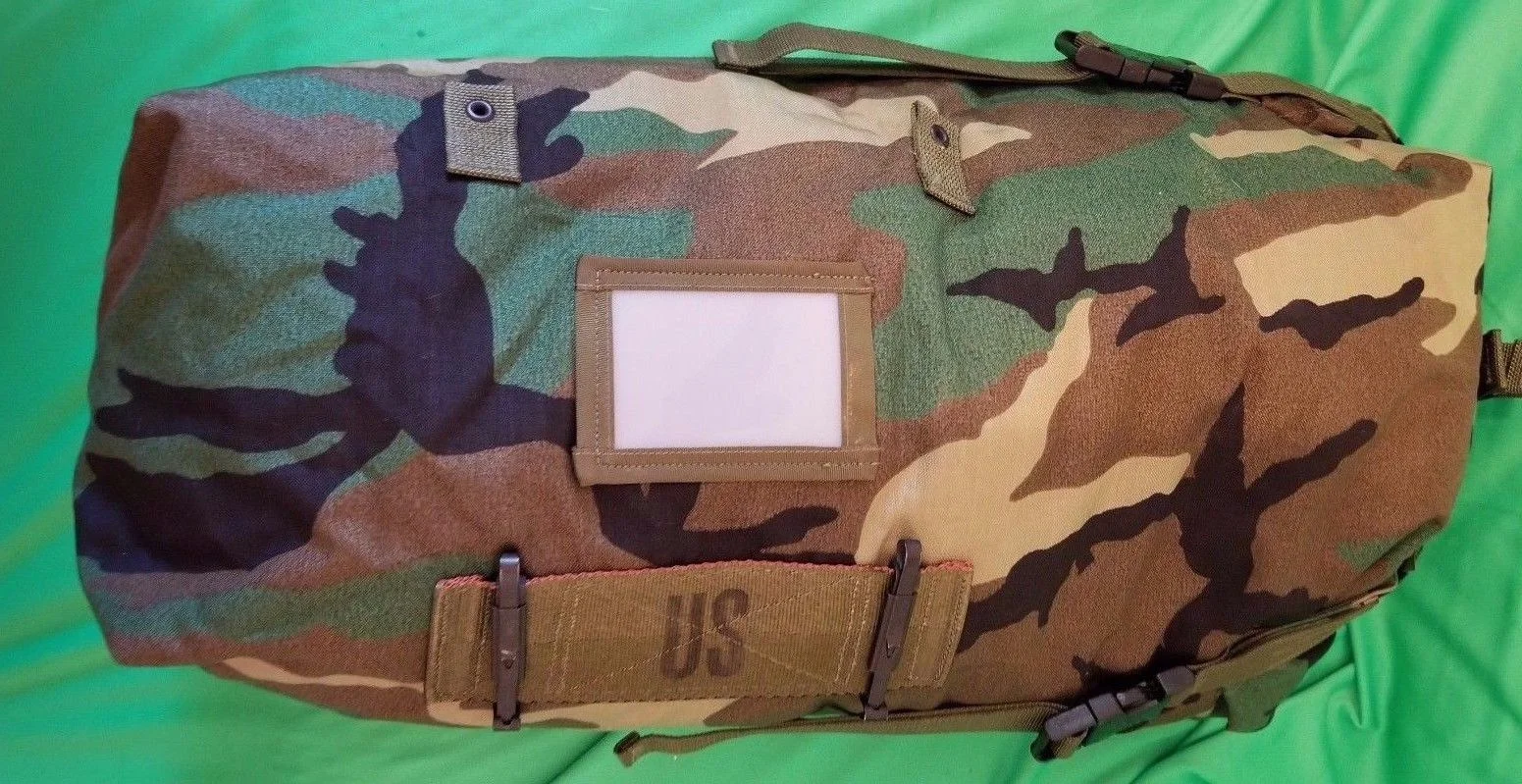 Carrying ensemble protective bag — James Surplus