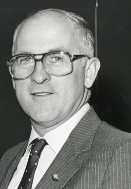 wba_pp_1982-83_c.jpg