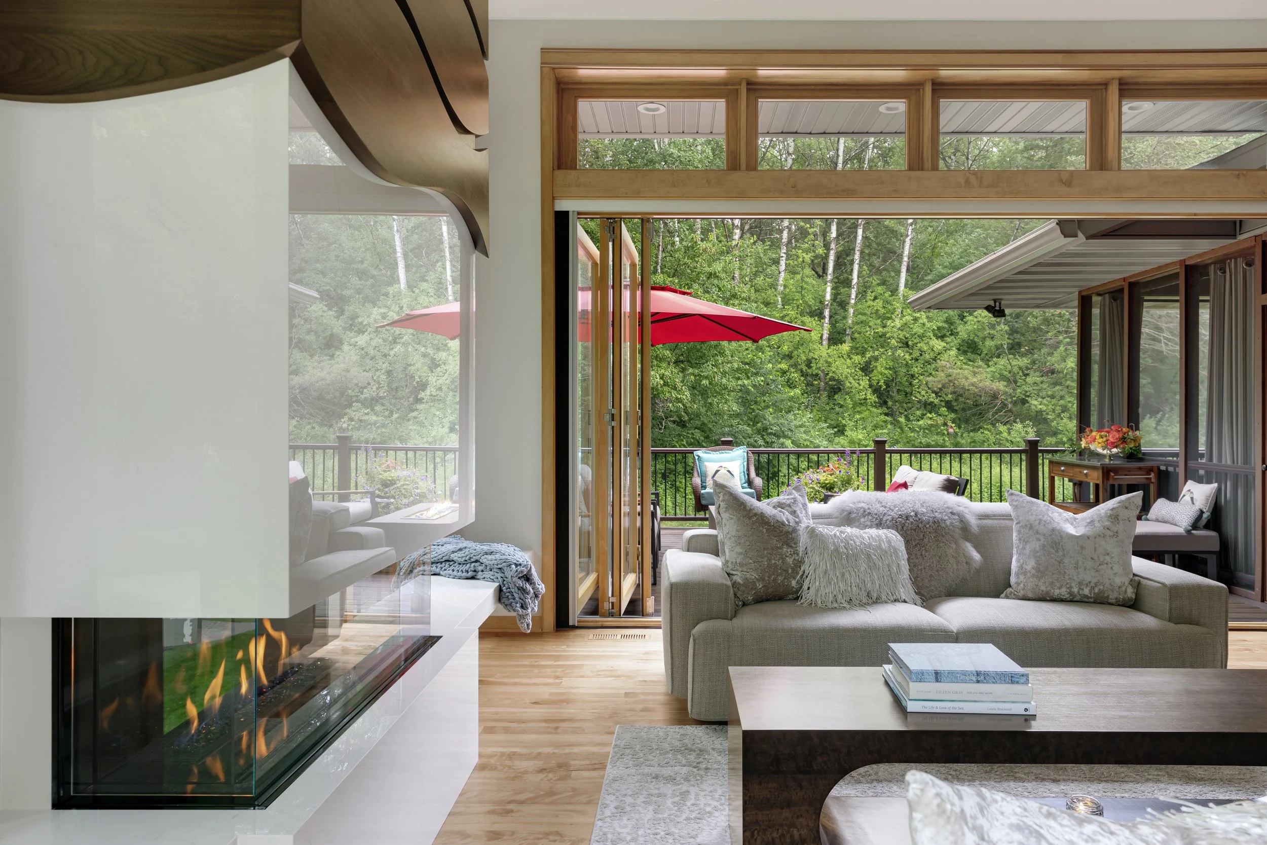 425 Jack Pine Drive008 copy.jpg