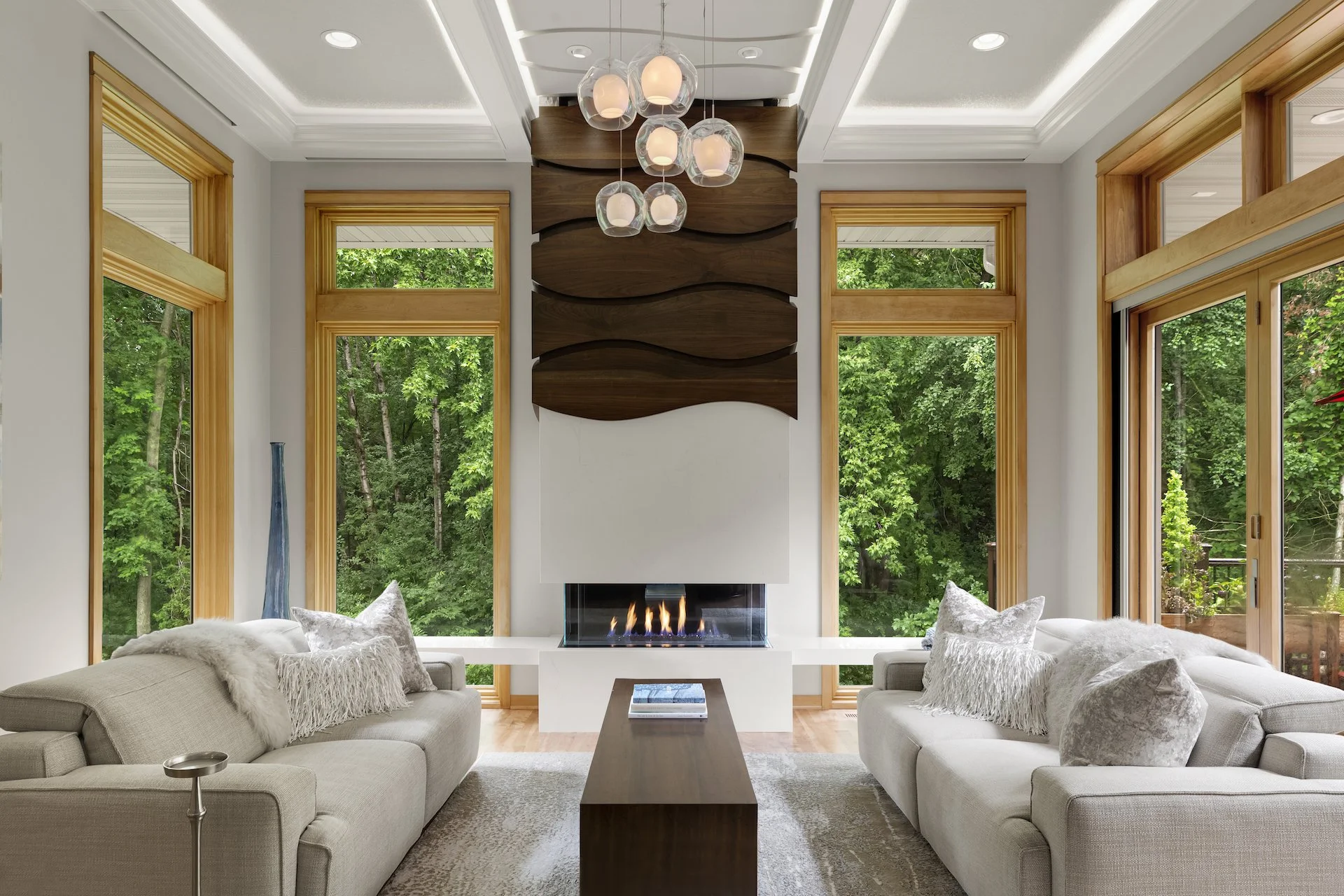 Web 425 Jack Pine Drive002 copy.jpeg