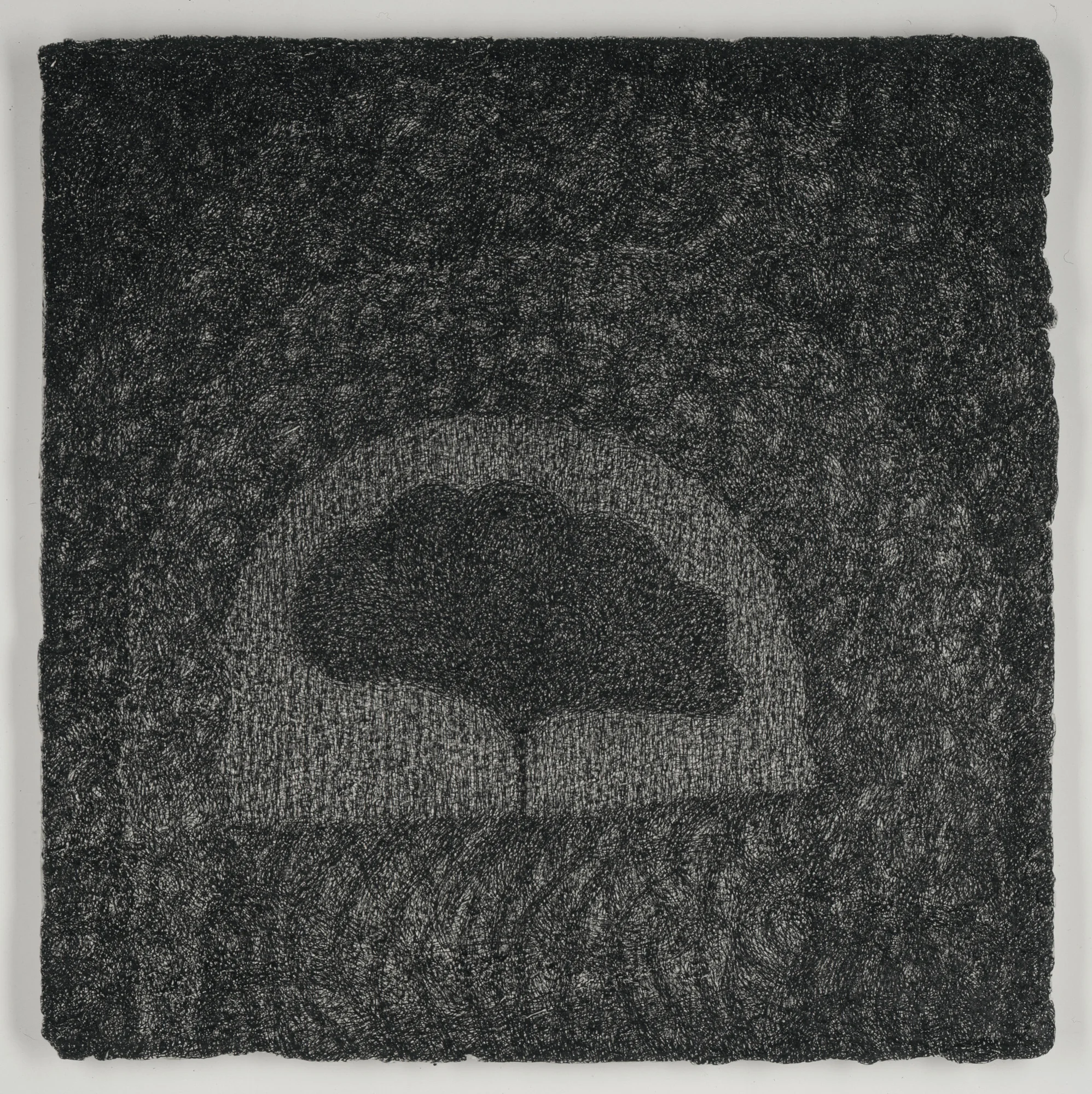 Tusj/penn, kull på håndlaget papir, 47x47 cm