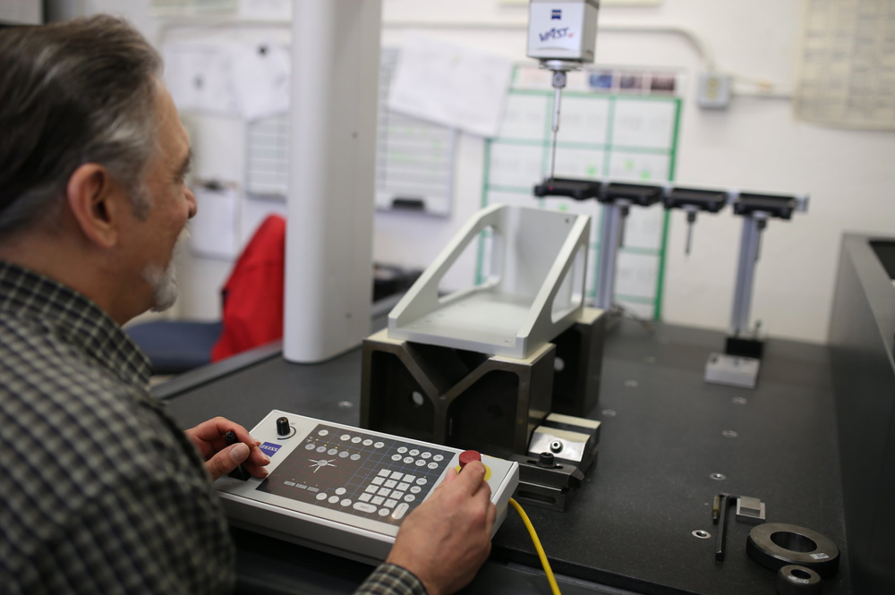 High precision part measurement with a Zeiss CMM