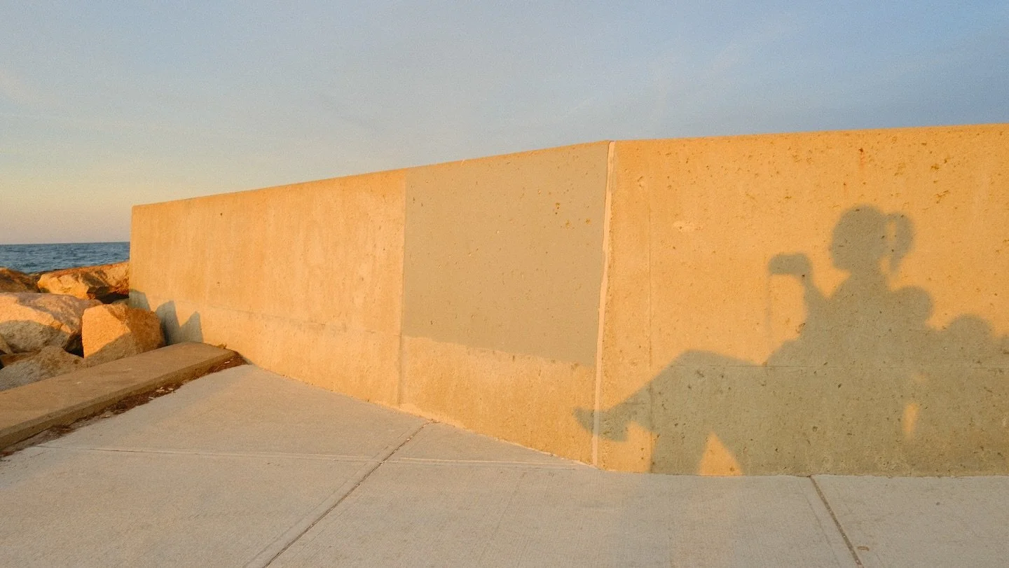 Chasing sunsets with me and my shadow 

#sunset #shadows #marthasvineyard #chasingthelight #fujifilm #lifeafterhours #summervibes☀️