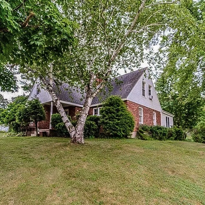 Inspection day for this charming Altamont cape! 🏡
#altamontny #cutecape #inspectionday #altamontnyrealestate #realestatelife