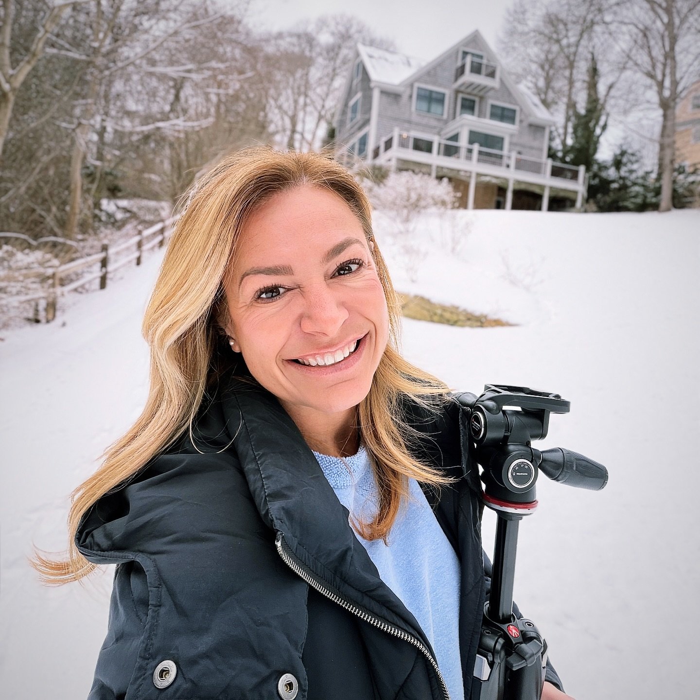 First 🏡 shoot on the books for 2026! When you can hear the ferry horn from every room with the windows closed, you know it&rsquo;s going to be a good one. ⛴️ #comingsoon @donnellyandco @stephanieroache.donnellyandco