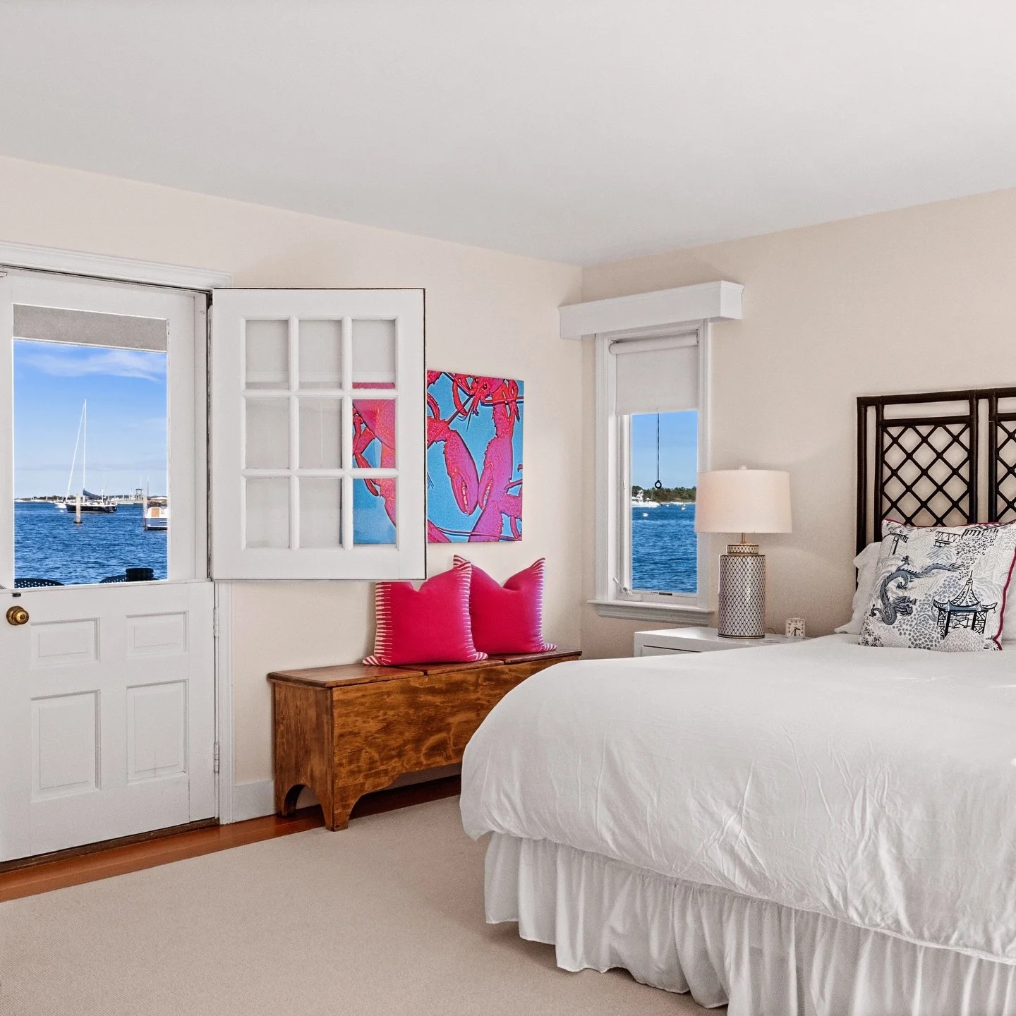 Only 132 days until summer. It&rsquo;s never too early to dream. 🌊👙☀️
#summerhome #marthasvineyard #views #housetour #marthasvineyardrealestate