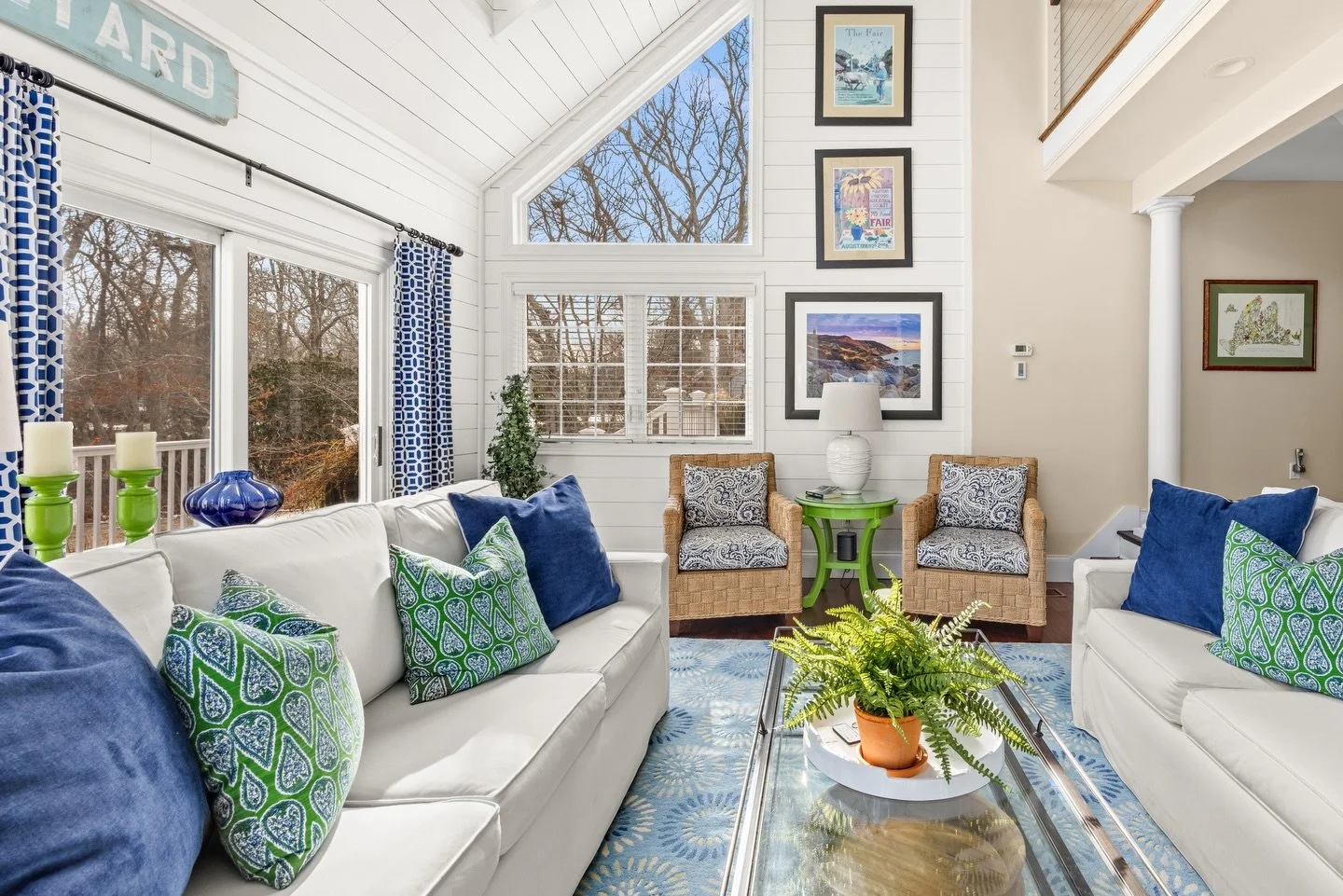 3 months until summer arrives! Have you planned your summer vacation yet? If you&rsquo;re thinking of a trip to the Vineyard, I would love to help you find your dream rental. Don&rsquo;t hesitate to reach out! 🌊🏡
.
#summerrental #marthasvineyard #r