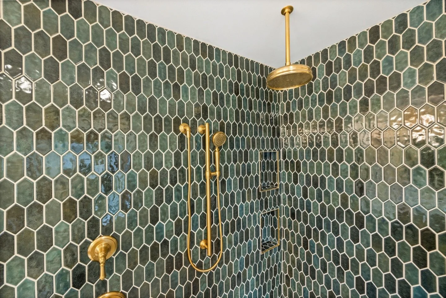 Shower goals. 🚿
#bathroomremodel #showergoals #luxurybath #tilelove