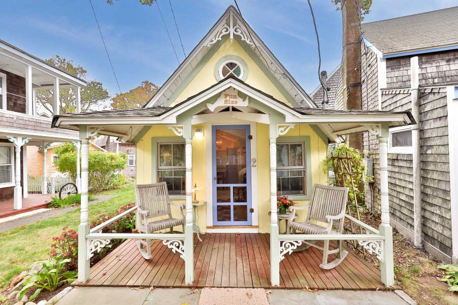 Marthas Vineyard Real Estate Photographer 01.jpg