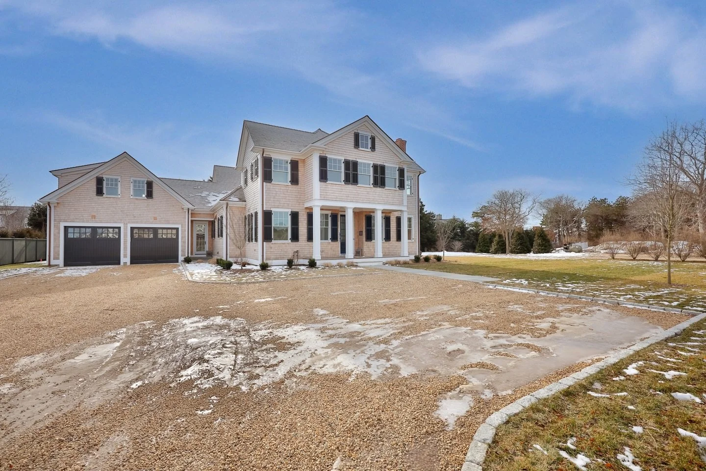 Editing techniques have come a long way over the last few years. I love being able to help my clients market their listings in the best possible light, even in the dead of winter after an ice storm. ☃️ &rarr; 🌳
#marthasvineyardrealestate #marthasvin