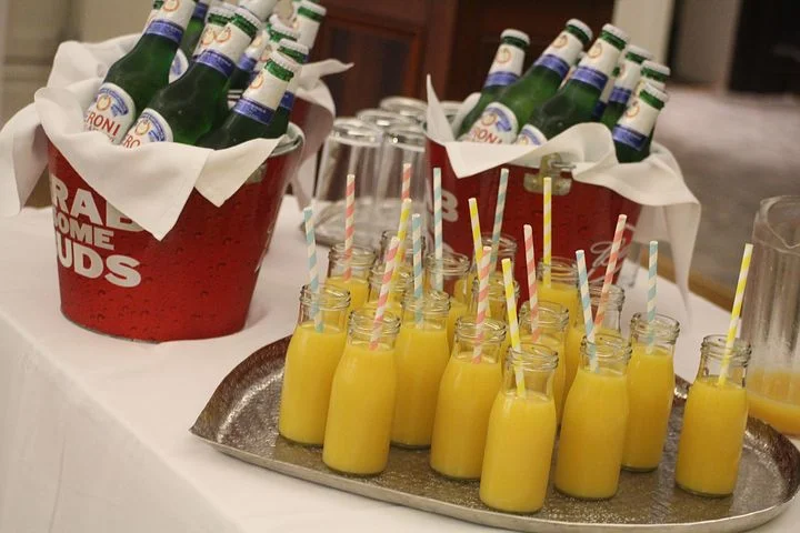 wedding-1103981__480.jpg