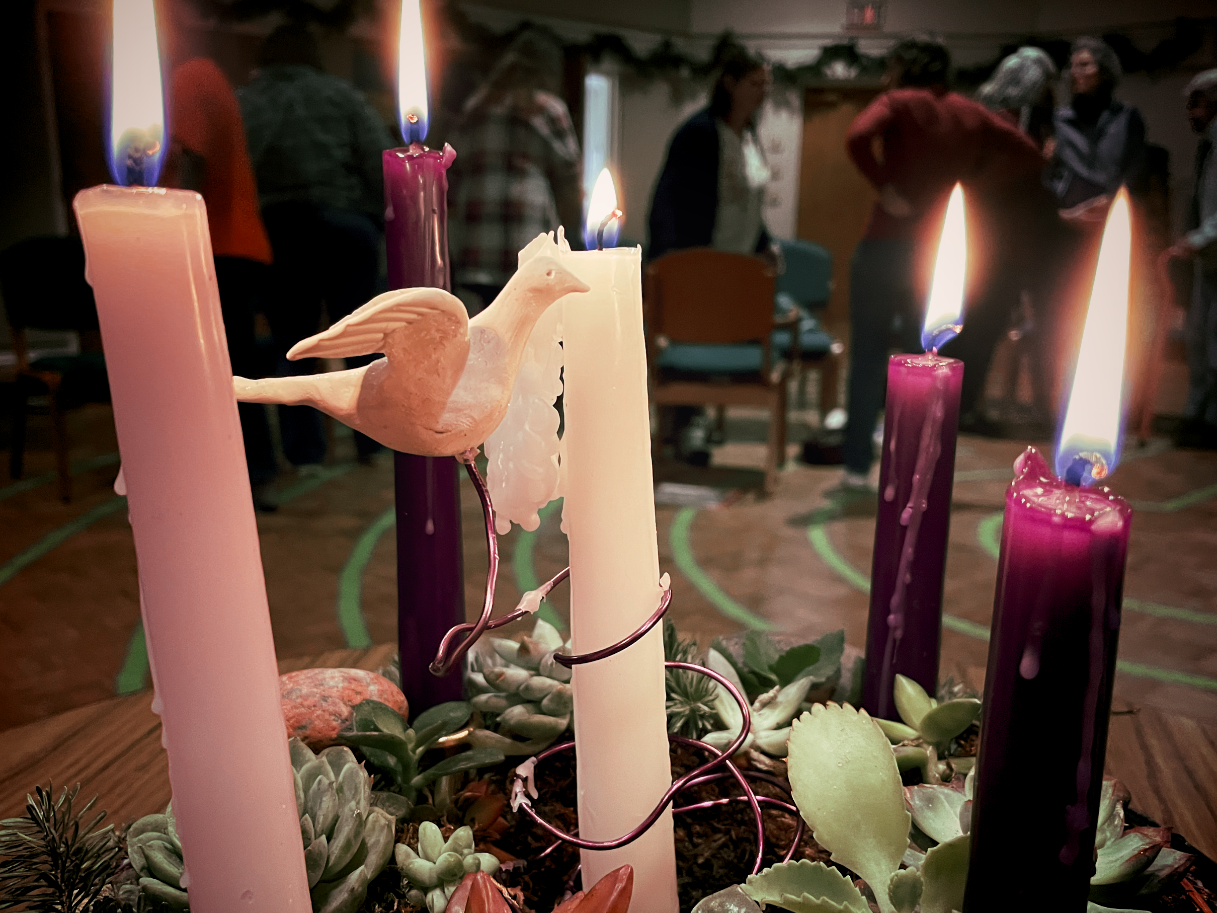 Advent wreath full.png