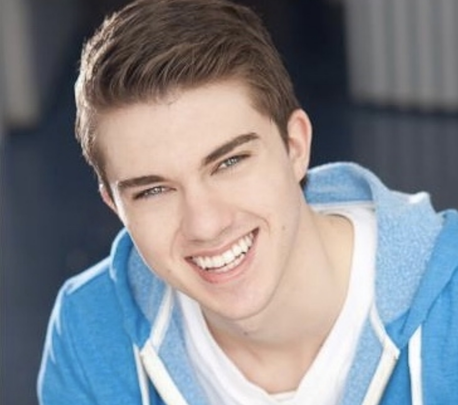 Cameron Turner (u/s Ensemble) is thrilled to make his Venus Cabaret Theater debut with Pippin. Previously seen at the Mercury in Mary Poppins as Mr. Northbrook, Cameron has also been involved with productions at Porchlight Music Theater, American Theatre Company, Theo Ubique, Kokandy, Circle Theater and Pride Films and Plays where he received a Jeff nomination for Best Choreography for their production of The Boy From Oz. Many thanks to Walter and Eugene for this amazing opportunity, Brenda for her endless guidance and mentorship, all his friends for their endless support, Liz for always pushing me to keep going and his mom, who is without a doubt the most supportive and loving mom a boy could wish for. Enjoy the show!