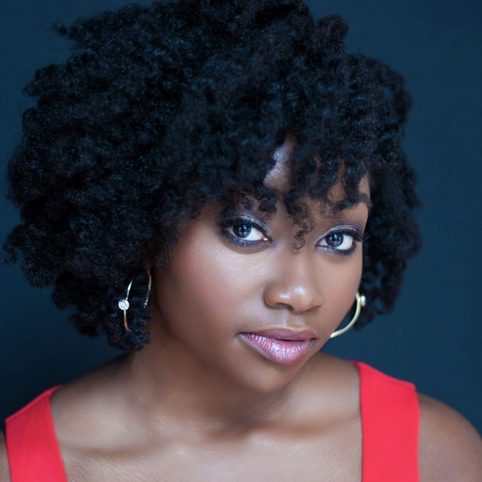 ADHANA REID (Ronnette) is a recent graduate of Northwestern University where she focused on studying musical theatre and marketing. She is thrilled to be making her debut at Mercury Theater Chicago with this talented cast and crew of Little Shop of Horrors . Chicago credits include Fantastic Mr. Fox (Emerald City Theatre); Eclipsed (Pegasus Theatre); Big River (Theatre at the Center); Stick Fly, Sweet Charity (Northwestern University); and Spring Awakening (Marriott Theatre). Follow her on Instagram at uhh_dah_nuh and at adhanareid.com