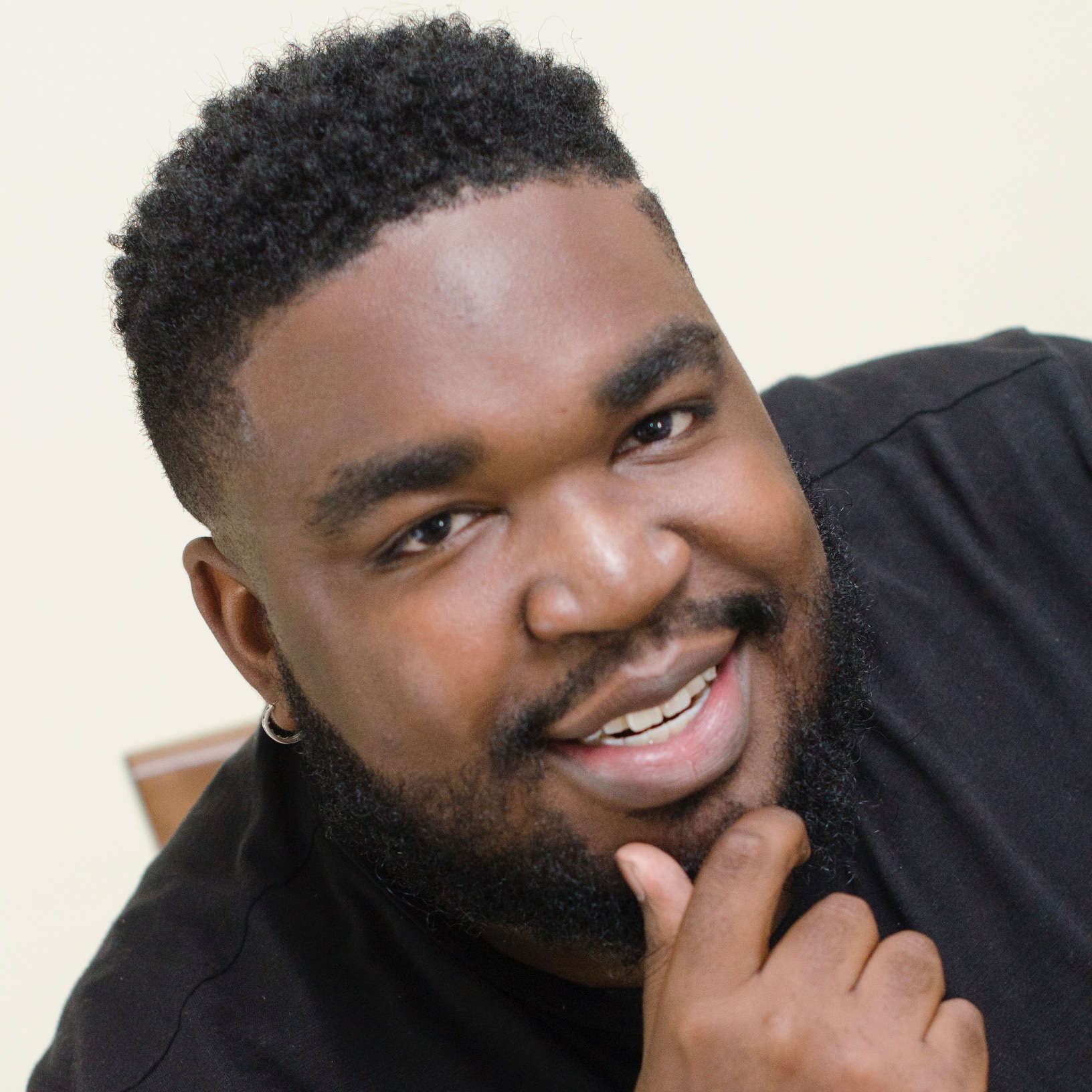 A.D. WEAVER (Audrey II – Voice u/s) is thrilled to be returning to the Mercury after appearing in last year’s revival of Avenue Q (Gary Coleman u/s). Selected Chicago credits include: Court Theatre ( Five Guys Named Moe ); Black Ensemble Theater ( Teddy Pendergrass Story ); eta Creative Arts ( Migration - World Premiere). Other regional credits: Park Playhouse ( Ragtime ); Children’s Theater of Madison ( Edward Tulane ); Cardinal Stage Company ( A Year with Frog and Toad ); NIETF Foundation ( Ragtime ); Ross Music Theater ( Les Misérables, The Phantom of the Opera, The Secret Garden, The Music Man ). To my village, thank you for being small but MIGHTY! 29:11 Keep the Faith! A.D. is represented by Gray Talent Group. Follow him on Instagram at @adeontaiii.