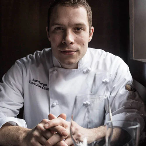 Alan Bergo Culinary Consultant, Cooking Host Chef Alan Bergo is a 15 year veteran of the Midwestern culinary scene, with recipe development experience for restaurants, print and online publications. On camera, he's hosted videos for Experience Life! Magazine and filmed two television pilots, as well as hosting and co-producing videos on his website, Forager Chef , with Repast Studios.