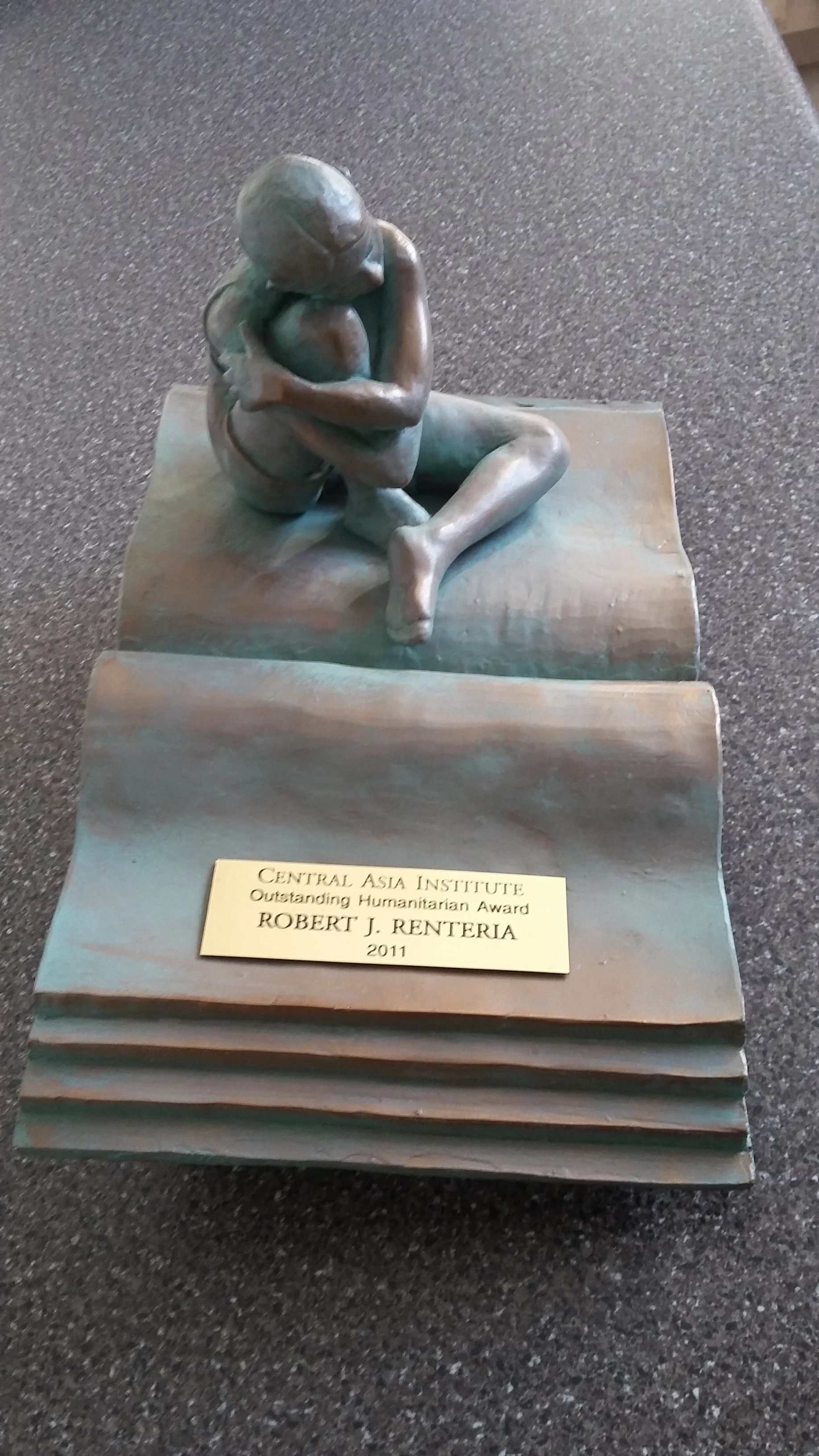 Robert was again the first Latino in the world to ever receive the International Outstanding Humanitarian Award for promoting global peace and education.