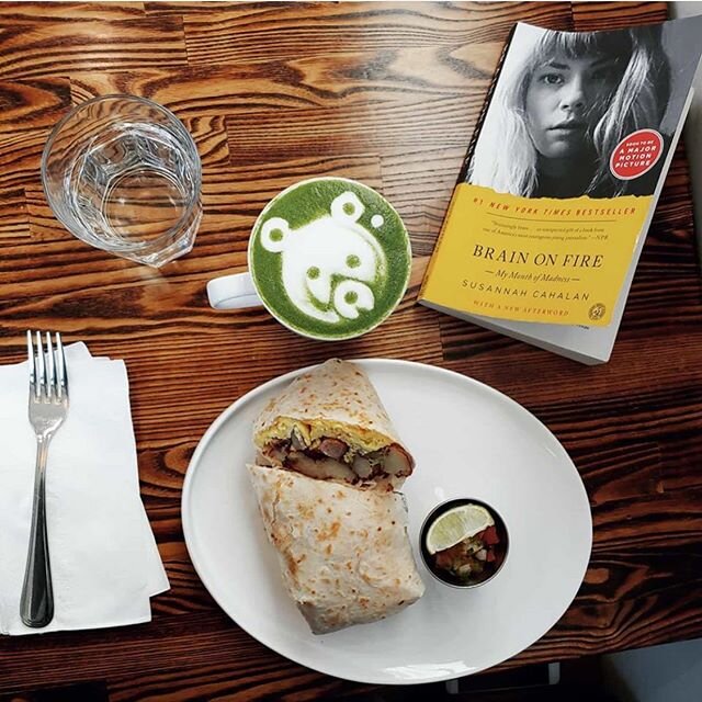 Food for body and mind🌯🍵📖
📸 @_nikkidomi
#goodreads
.
.
📍5910 S. Fort Apache Rd
HOURS: 7am - 3pm
🍃#neighborslv