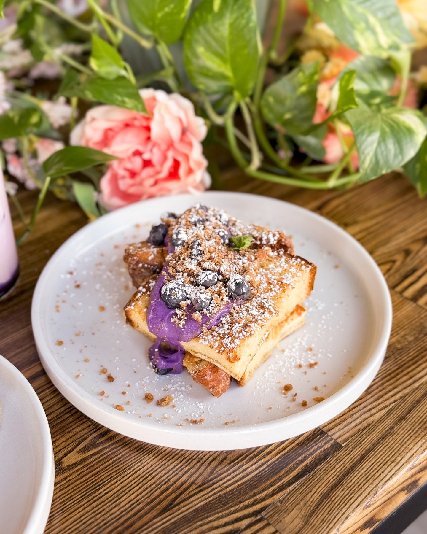 last call on ube! 💜💜 

only one week left until our new summer menu!

#ube #brunch #coffee #cafe

⌂ 5910 s fort apache rd
◷ 8am - 3pm daily
#neighborslv