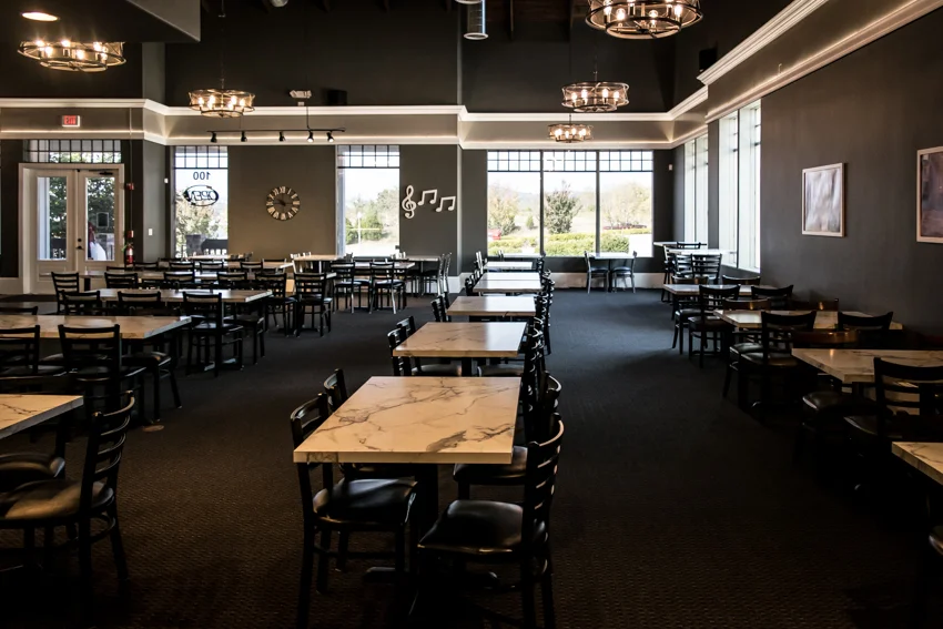 Vaskens-Deli-Branson-12.jpg