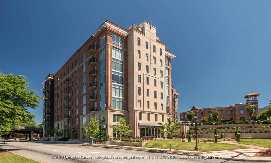RiversEDGE apartment building - image of exterior