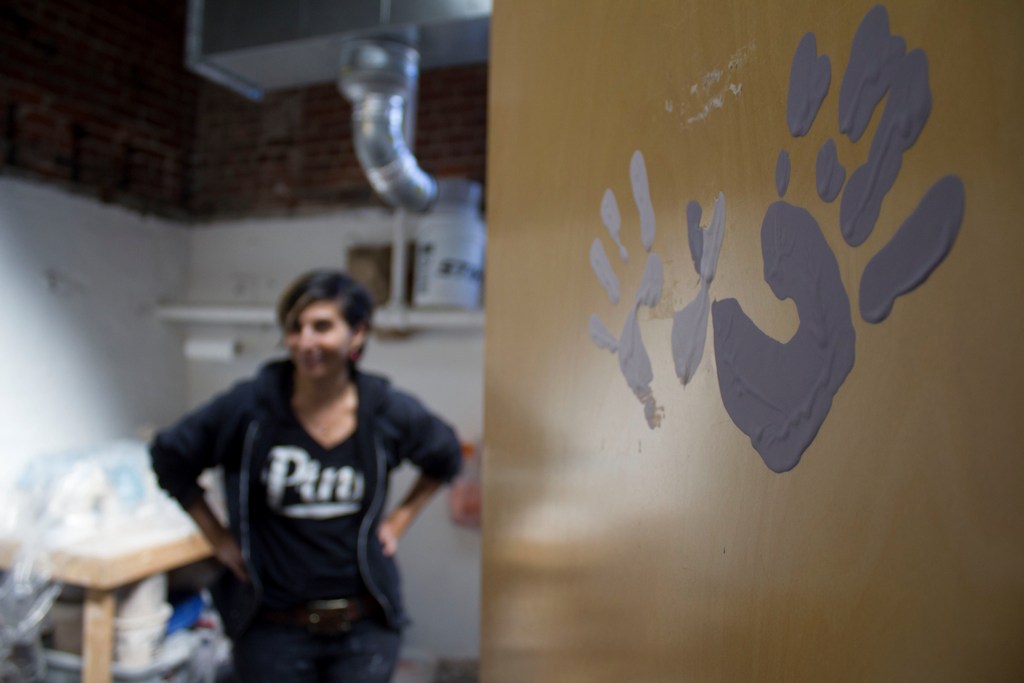 02 studio hands mallory.jpg