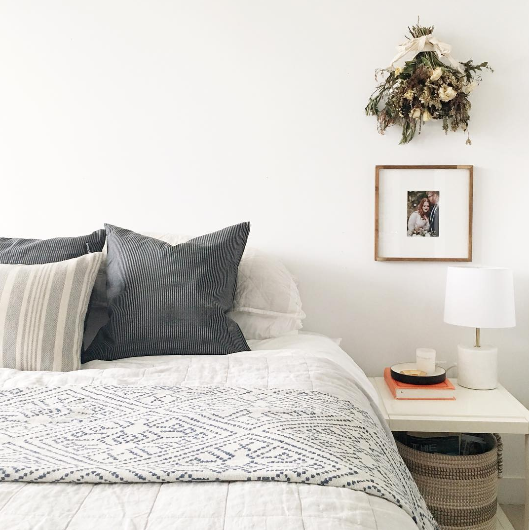 Minimalist Bedroom.png