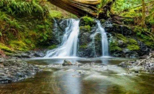 water-Photo on a href=httpsvisualhunt.comrec8418aVisualHunta.jpg