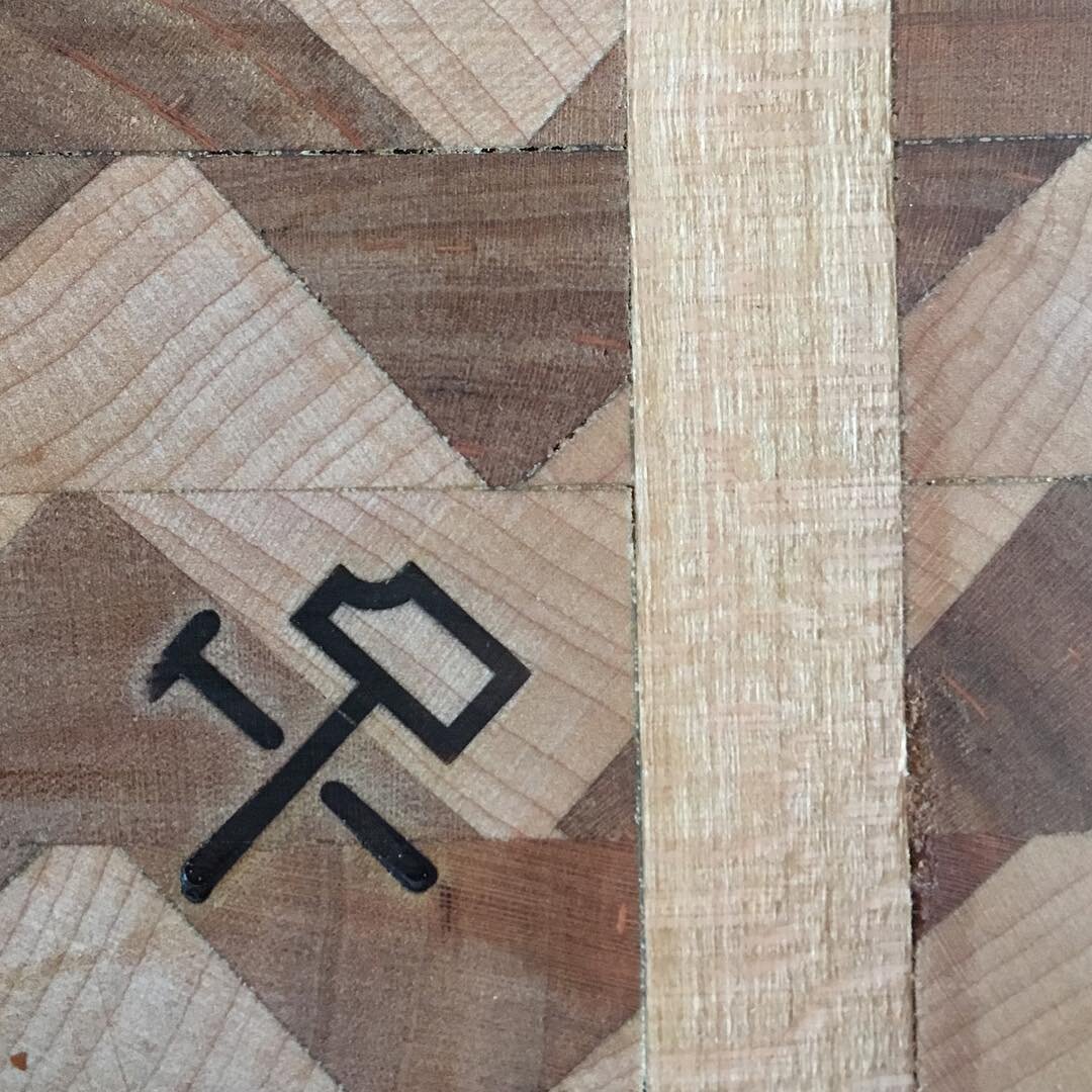 #newenglandcarpenters #401 #handmade #build #newengland #rhodeisland #rhodeislandcarpentry #carpentry #handmade #cuttingboard #construction #building #woodworking #wood #newenglandcarpentry