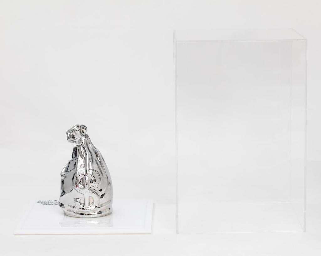 ZVG-S18049 Zevi G Art SECURE THE BAG chrome  Silver 6 inch Biodegradable Resin Sculpture 2018 5.JPG