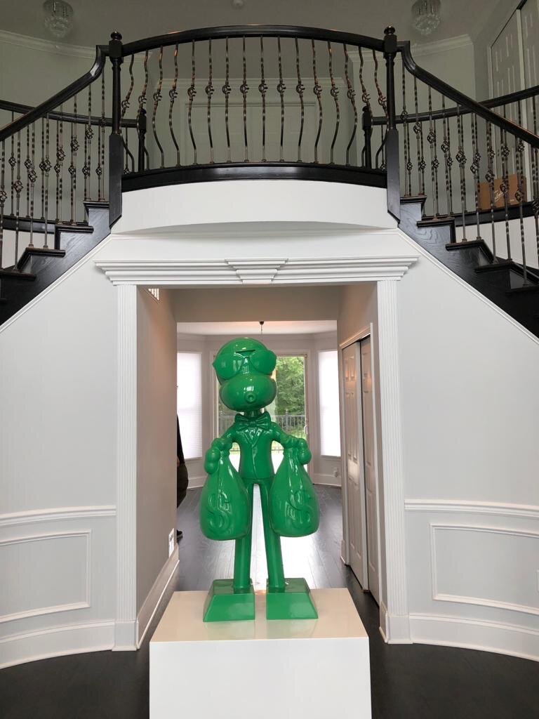 ZVG-S18050 Zevi G Art MR. MONEYBAGS green 60 inch Sculpture 2018 5.JPG