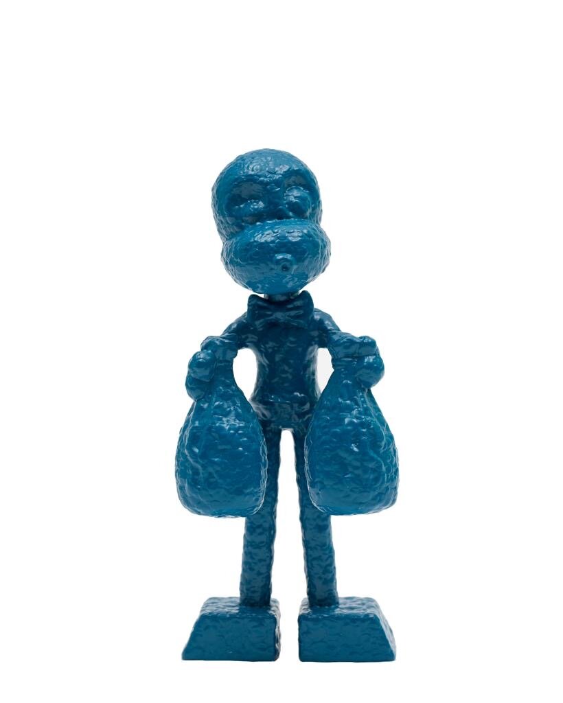 ZVG-S17020 Zevi G Art MR. MONEYBAGS blue 6 inch Sculpture 2017.JPG