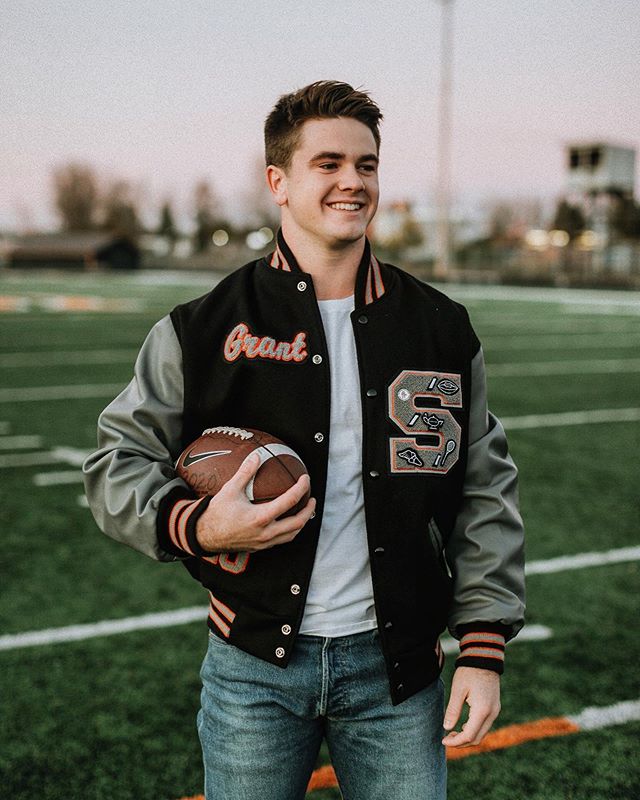 🏈🏈🏈 I felt a little High School Musical during this shoot 🎵 so fun working with one of Tony&rsquo;s cousins for his senior photos!