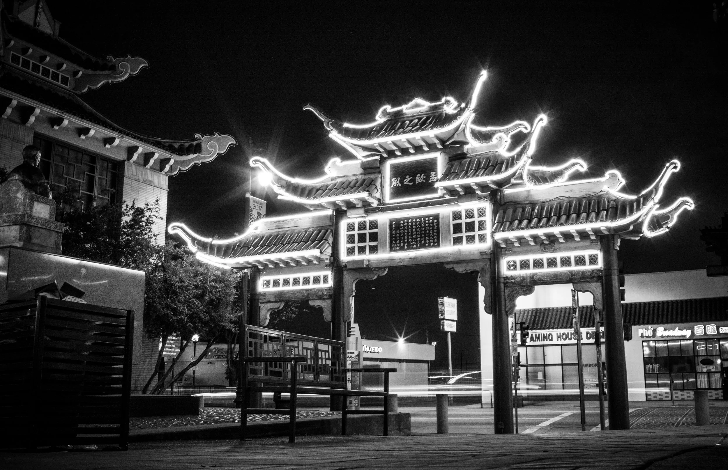 blackandwhitechina.jpg