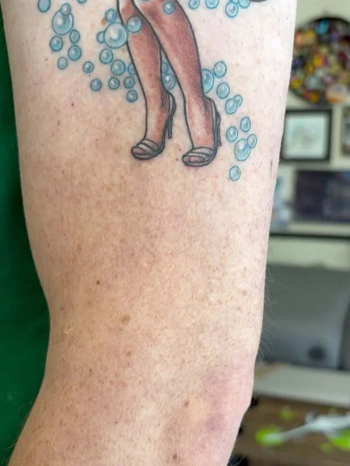 🐟&rdquo;Marlin Monroe&rdquo; 😂
Please, I beg you&hellip;if you have a ridiculous punny tattoo idea&hellip;please let me do it 🥺
Literally shoot me an email anytime time and my books will be open for puns 😅

Thanks so much for the trust with your 