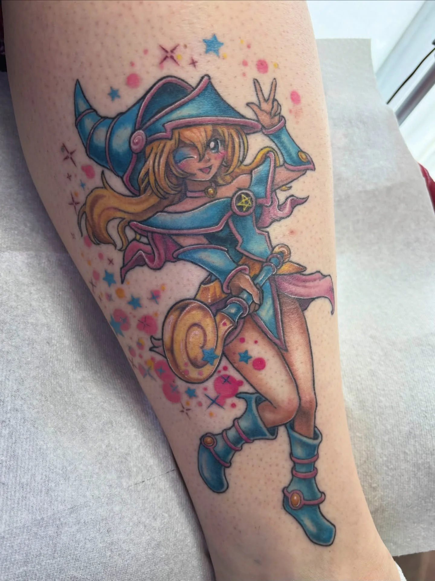 💖Dark Magician Girl💖

Sure, Dark Magician was Yugi&rsquo;s ride-or-die, but we all love Dark Magician Girl more, right? 🤩

#yugioh #yugiohtattoo #darkmagiciangirl #darkmagiciangirltattoo #animetattoo
#eternaltattooink #heliostattooneedles #seattle