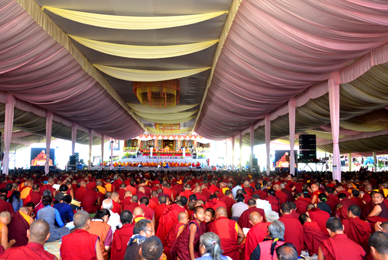 Tibet-HHDL-Lamrim-Bylakuppe-2015.jpg