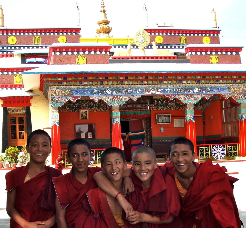 Young+monks+of+TL.jpg