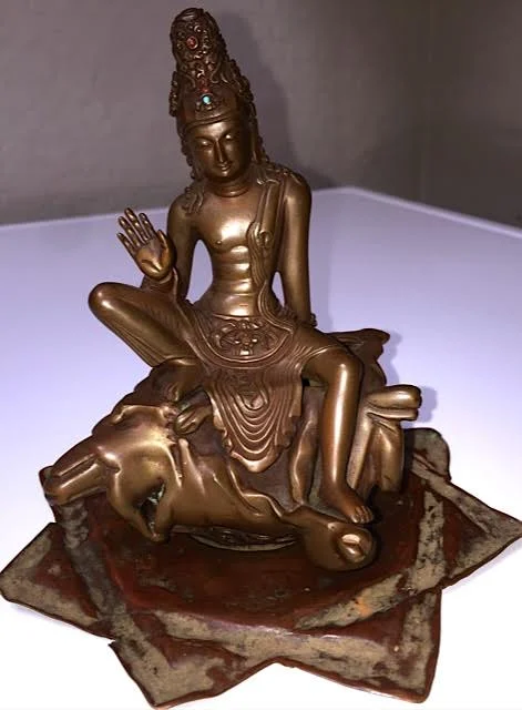Bronze Buddha, 5" tall