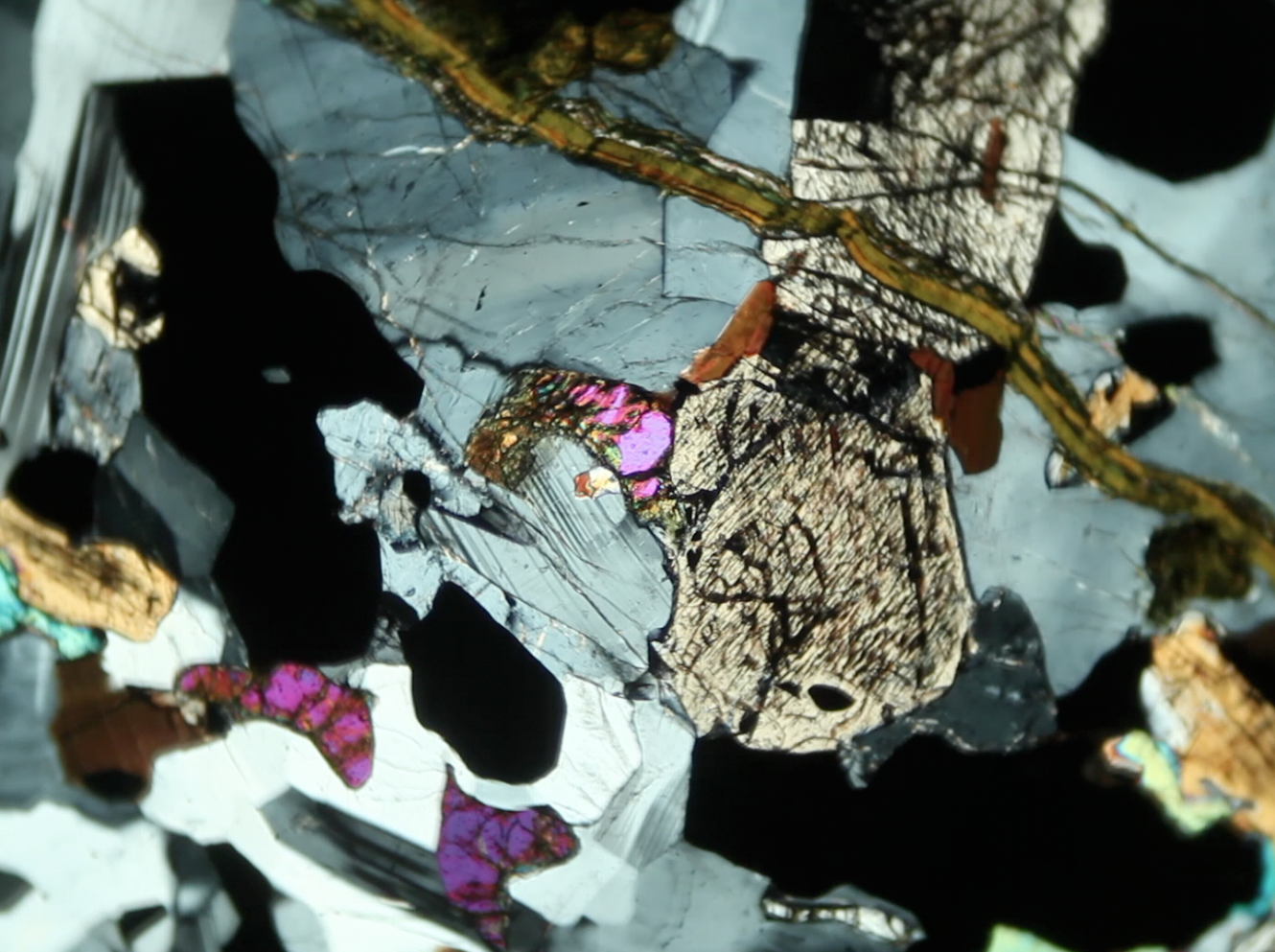 New Mineral Collective (Tanya Busse and Emilija Skarnulyte), Hollow Earth (2013)
